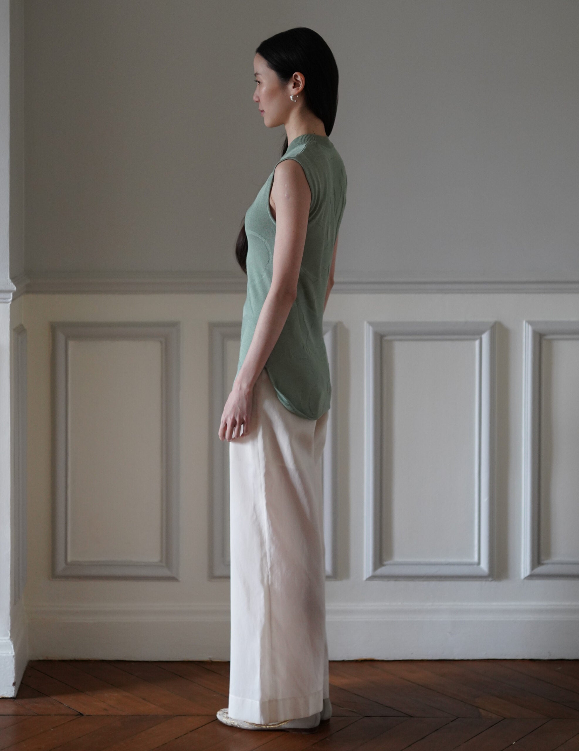 Woman Figure Sleeveless Knitted Top・Lake Green (Exclusive Color)