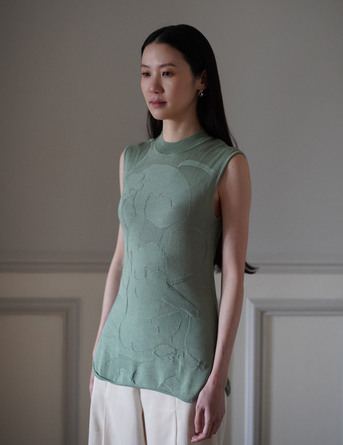 Woman Figure Sleeveless Knitted Top・Lake Green (Exclusive Color)