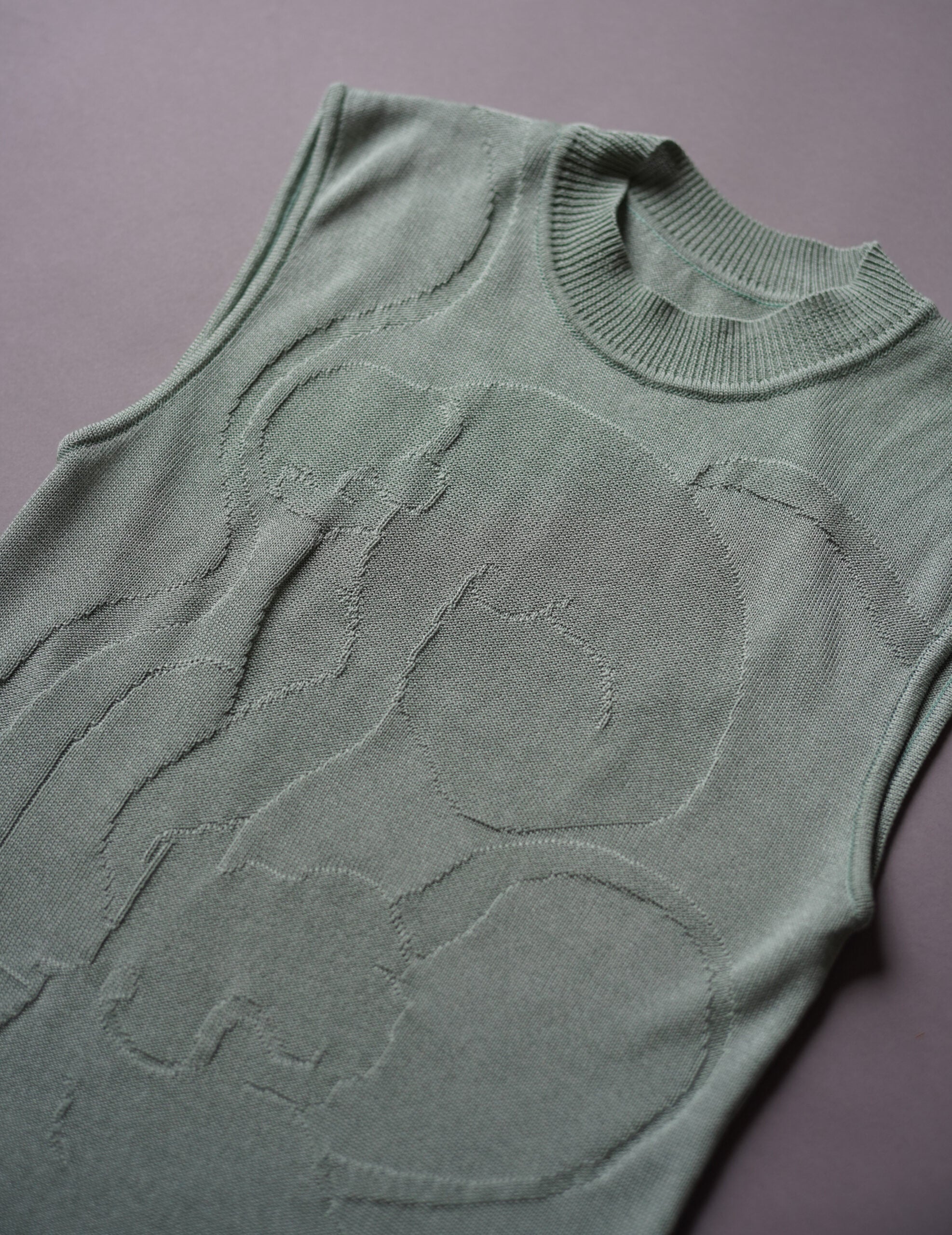 Woman Figure Sleeveless Knitted Top・Lake Green (Exclusive Color)