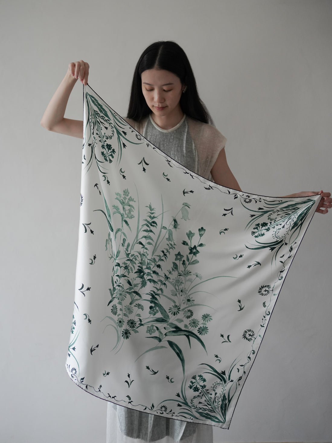 Hand Printed Silk Scarf・Green