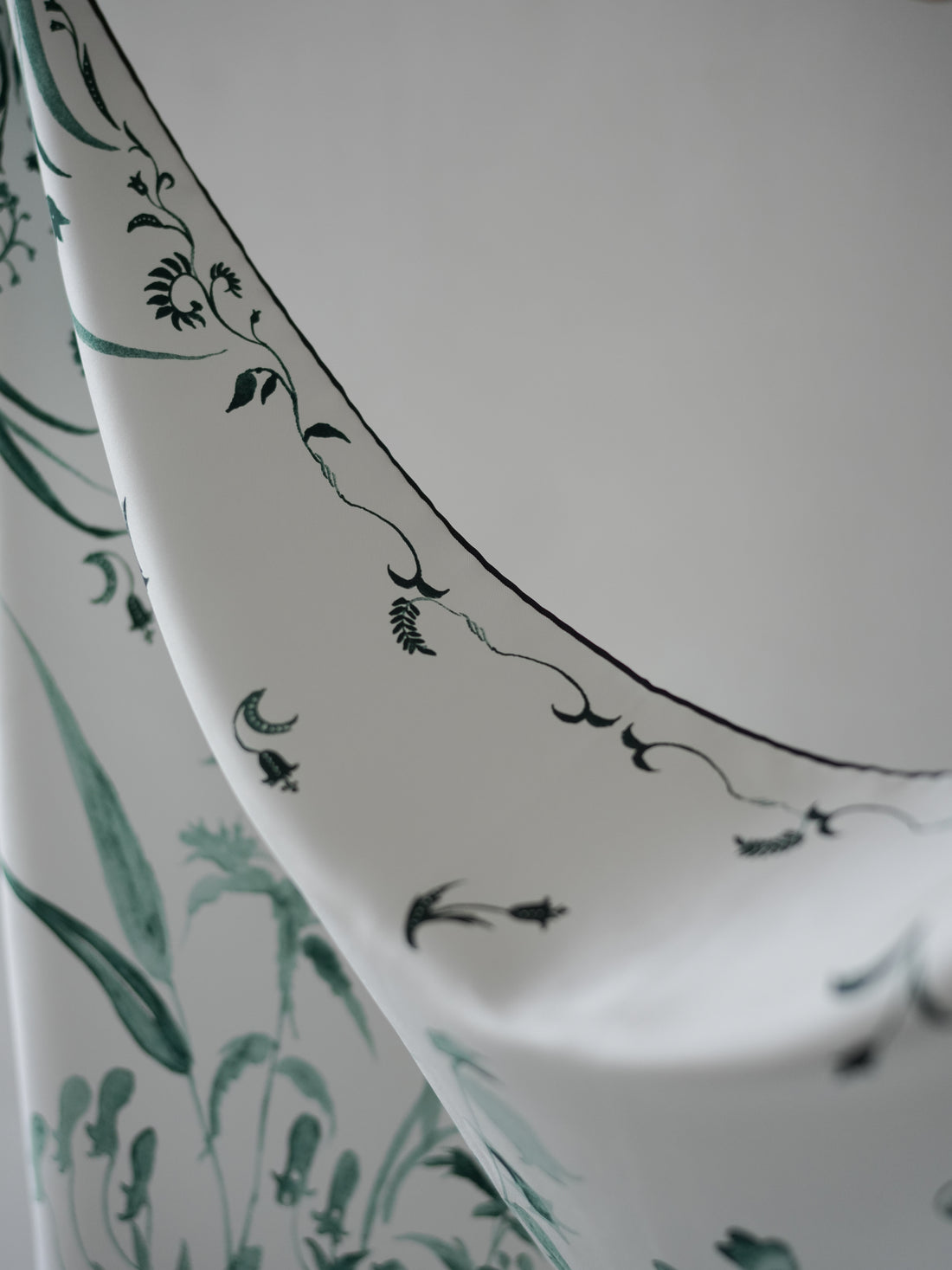 Hand Printed Silk Scarf・Green
