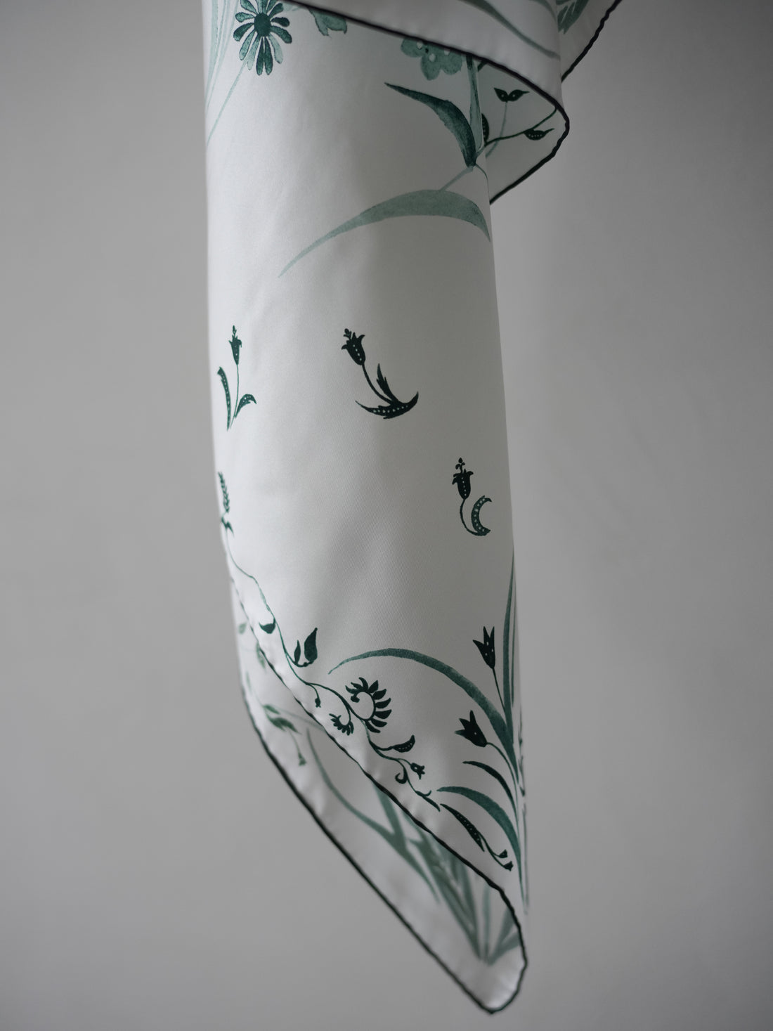 Hand Printed Silk Scarf・Green