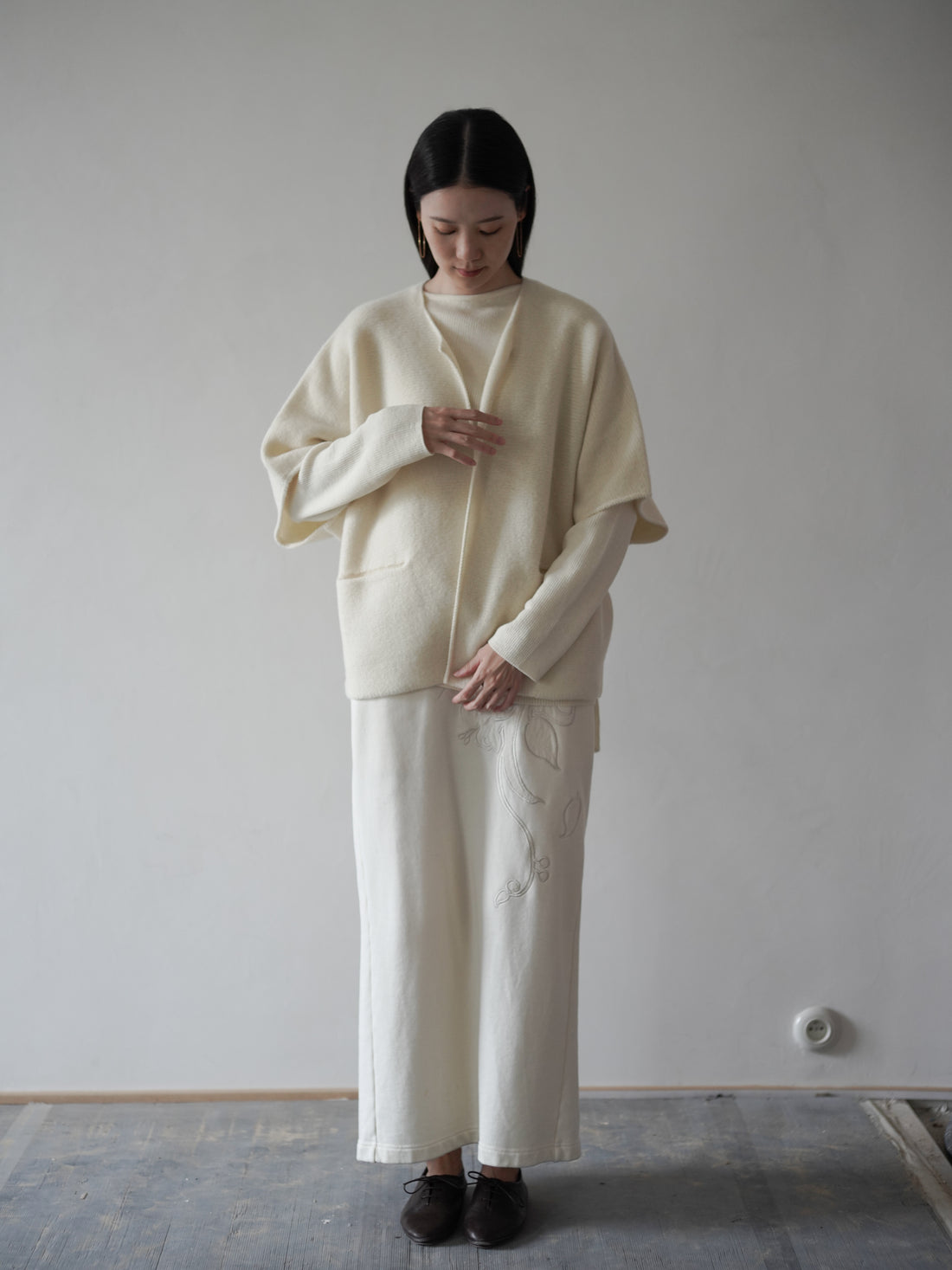 British Wool Knitted Farmer Cardigan・White