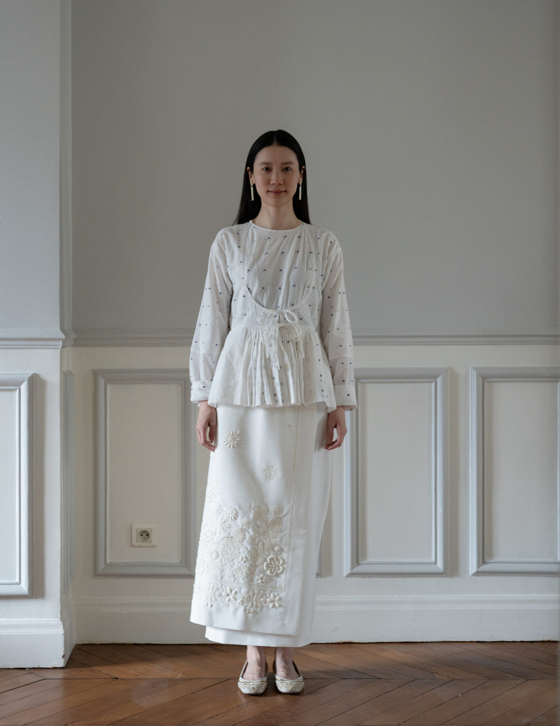 Neelem 開襟綁帶上衣