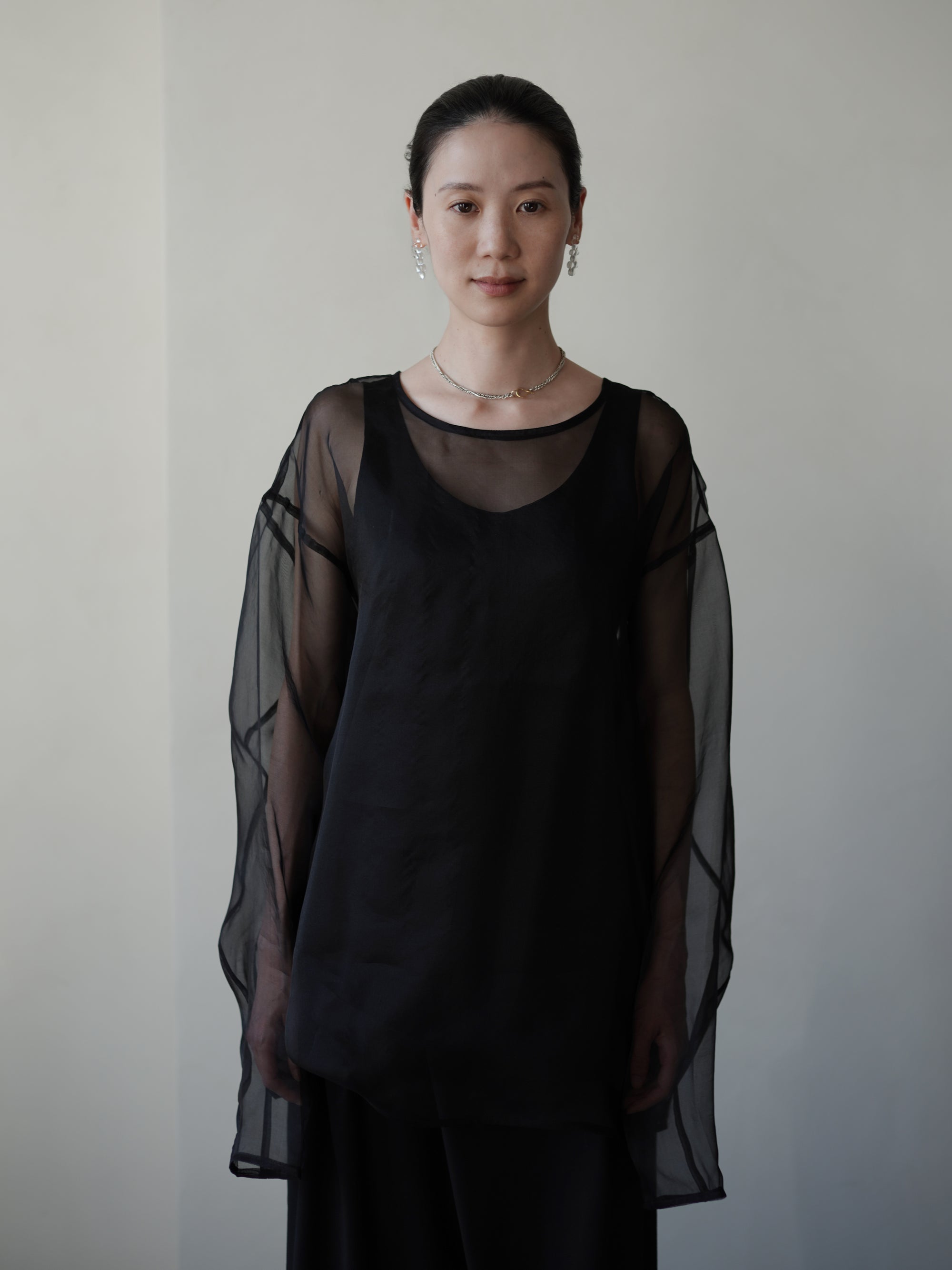 Orielle 真絲歐根紗罩衫套裝・黑色