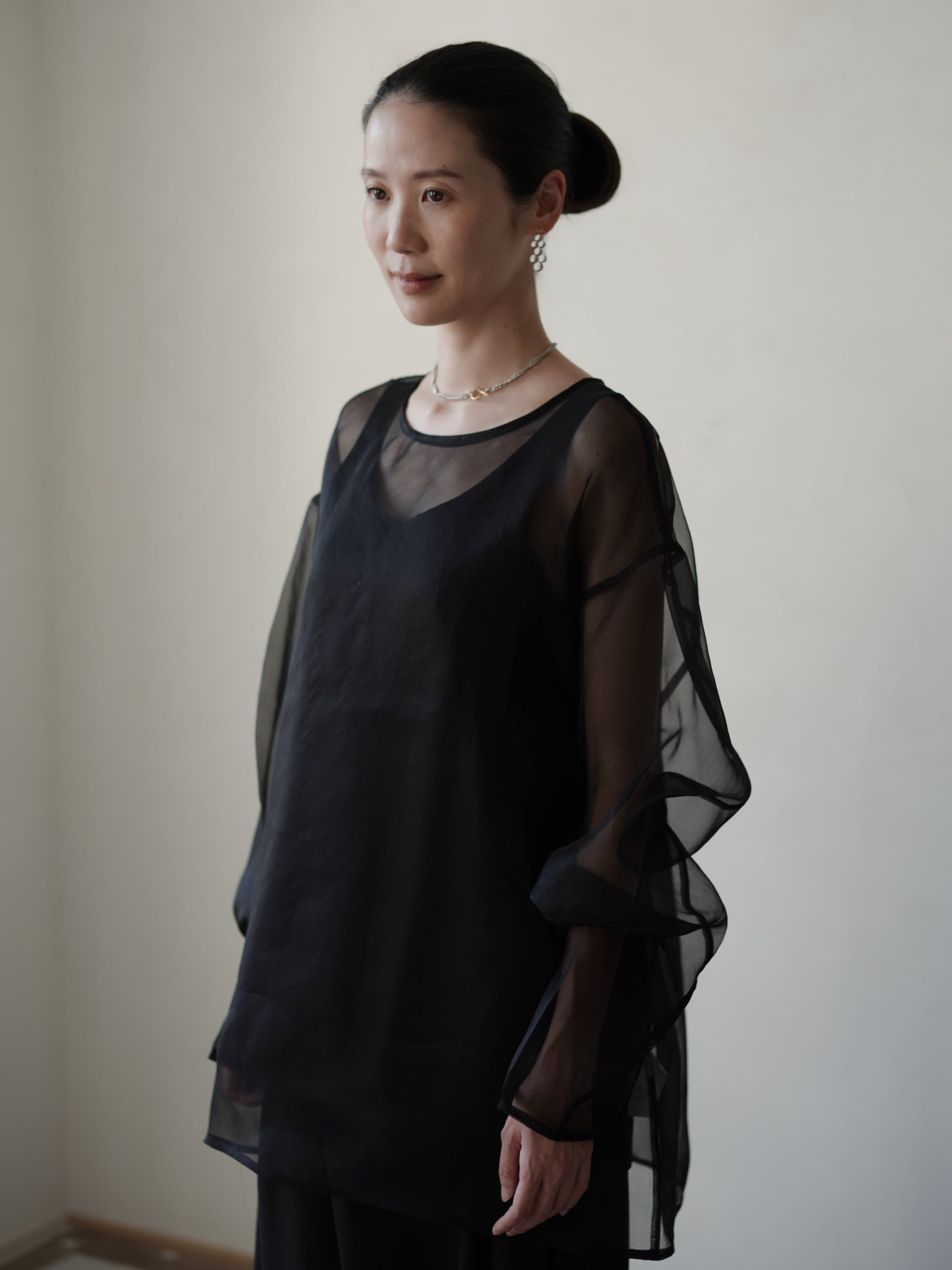 Orielle 真絲歐根紗罩衫套裝・黑色