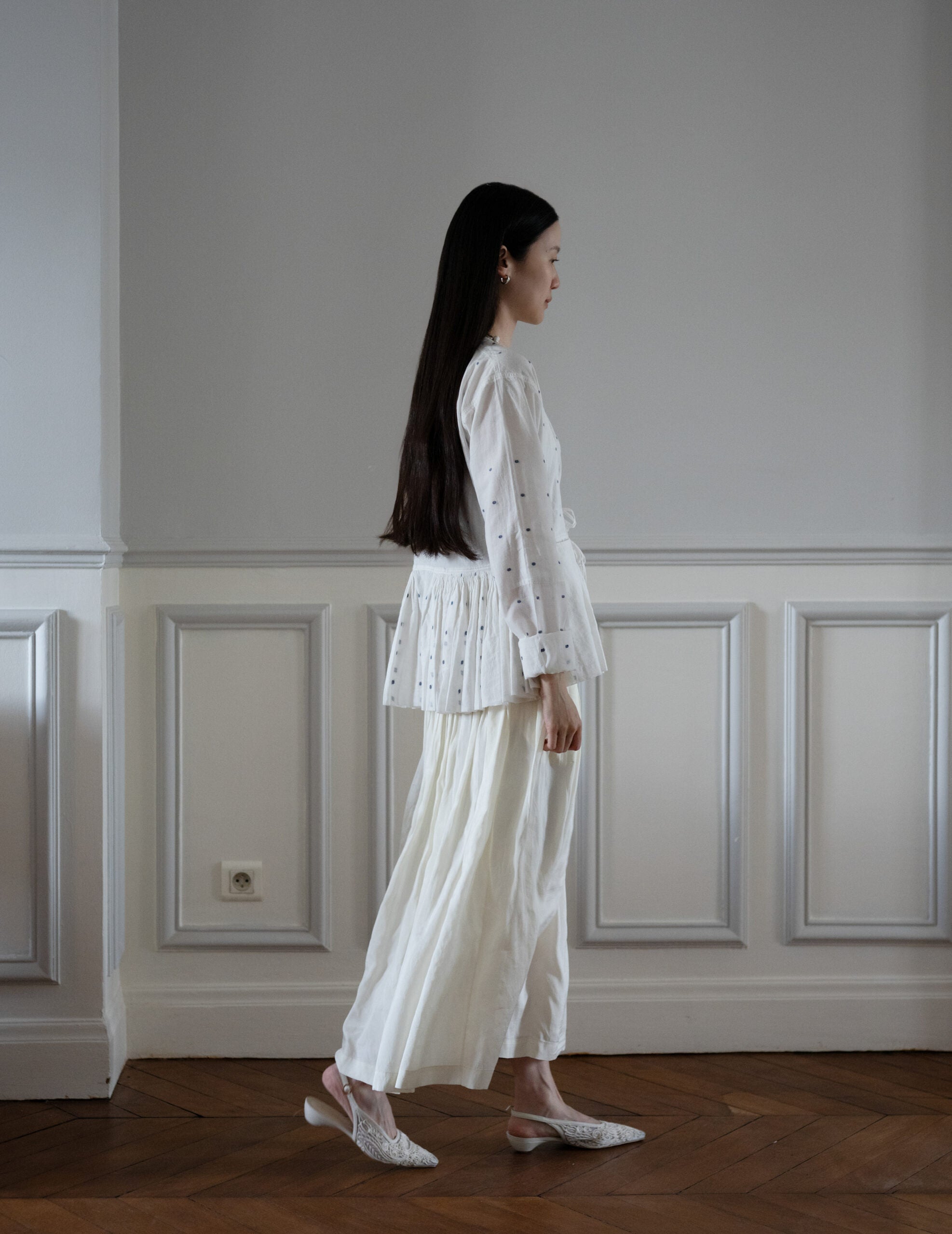 Neelem 開襟綁帶上衣