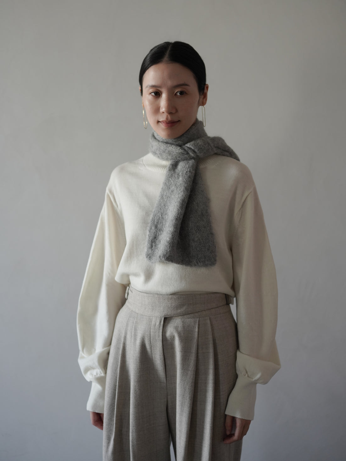 Alpaca Knitted Flared Scarf・Light Gray