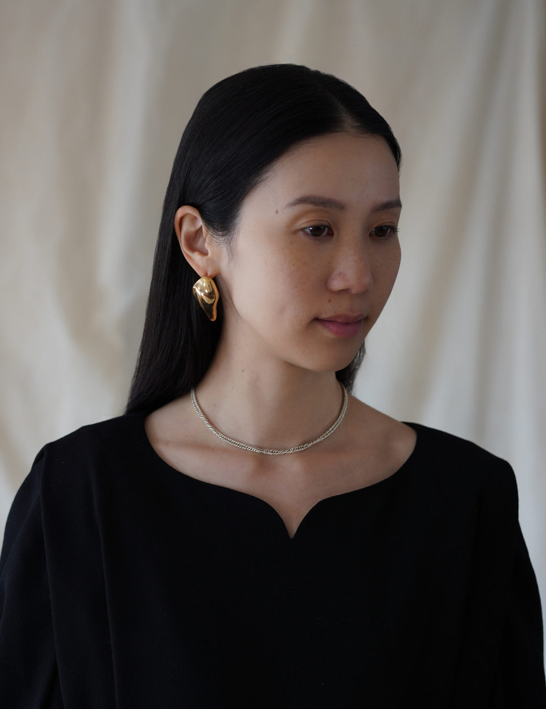 Organic Motif Brass Earrings・Gold