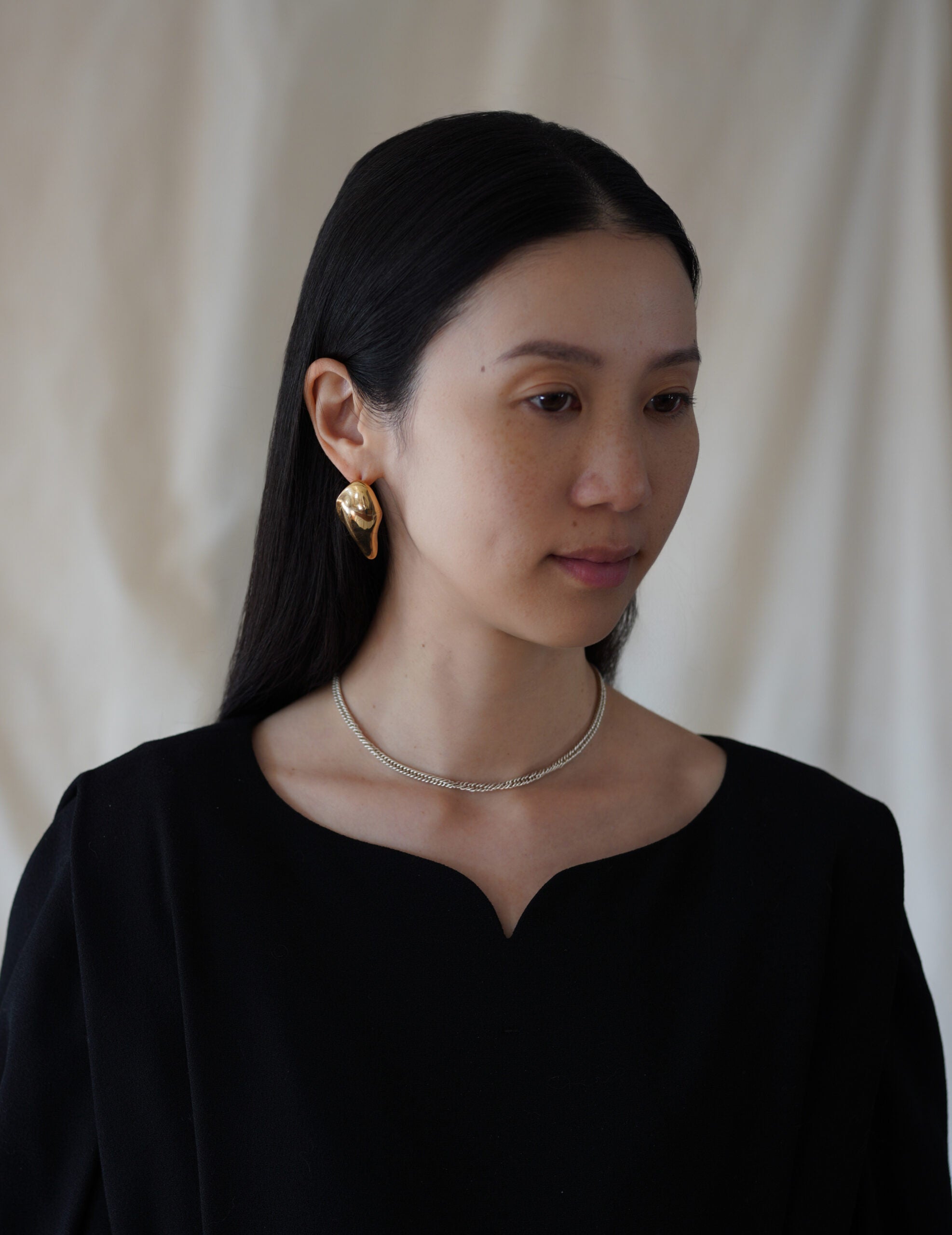 Organic Motif Brass Earrings・Gold