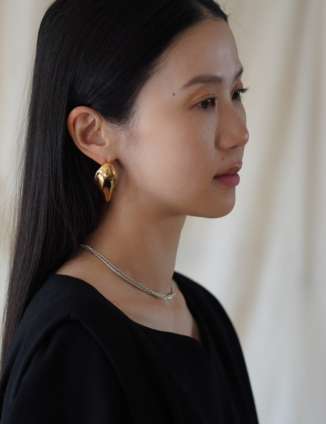 Organic Motif Brass Earrings・Gold