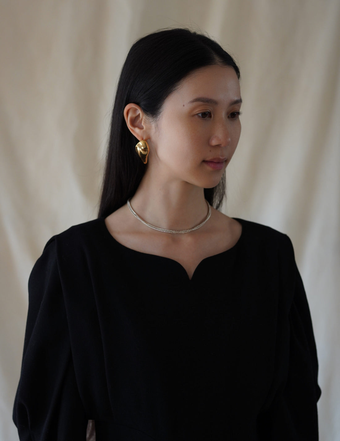 Organic Motif Brass Earrings・Gold