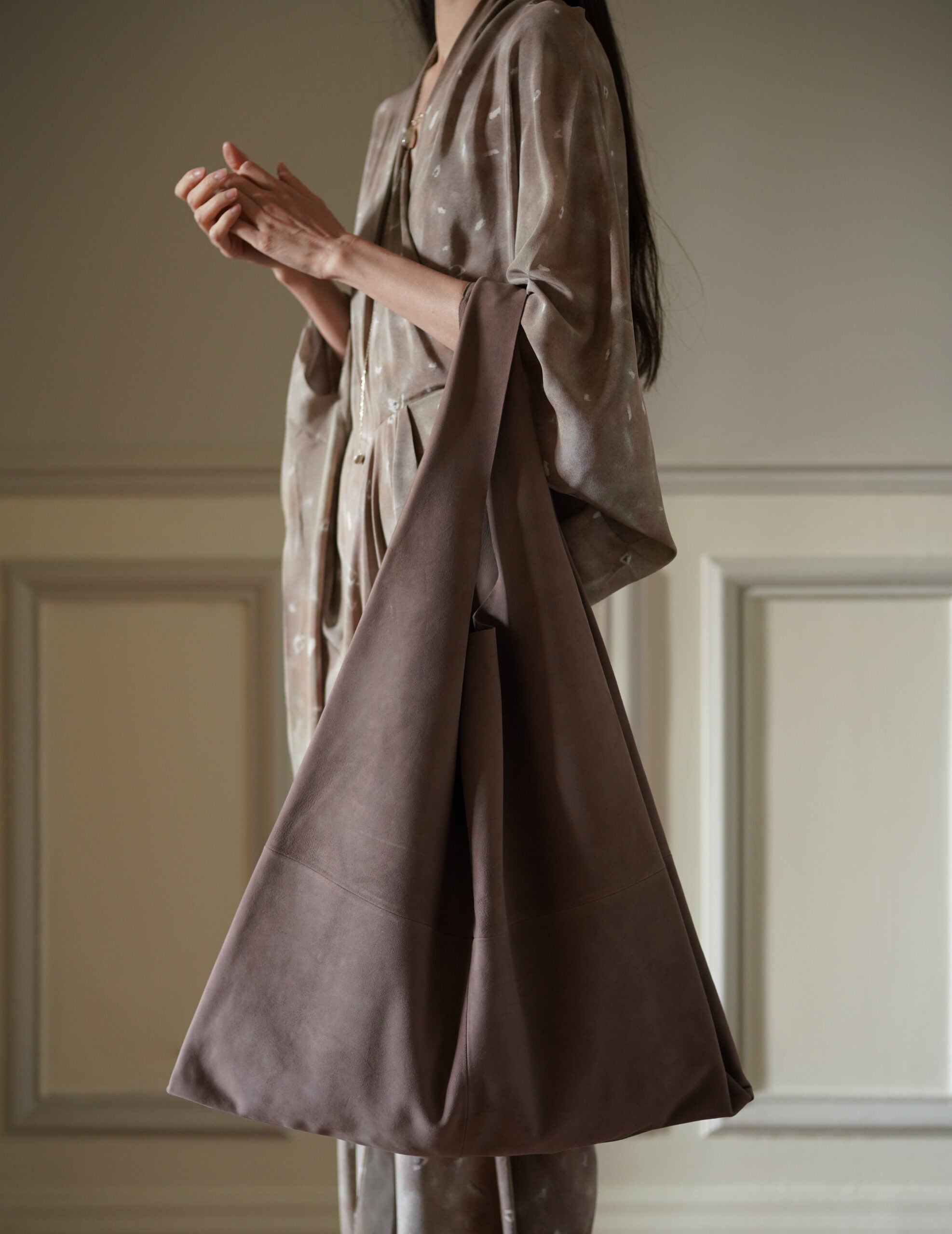 U Bag 麂皮手提包・藕紫色