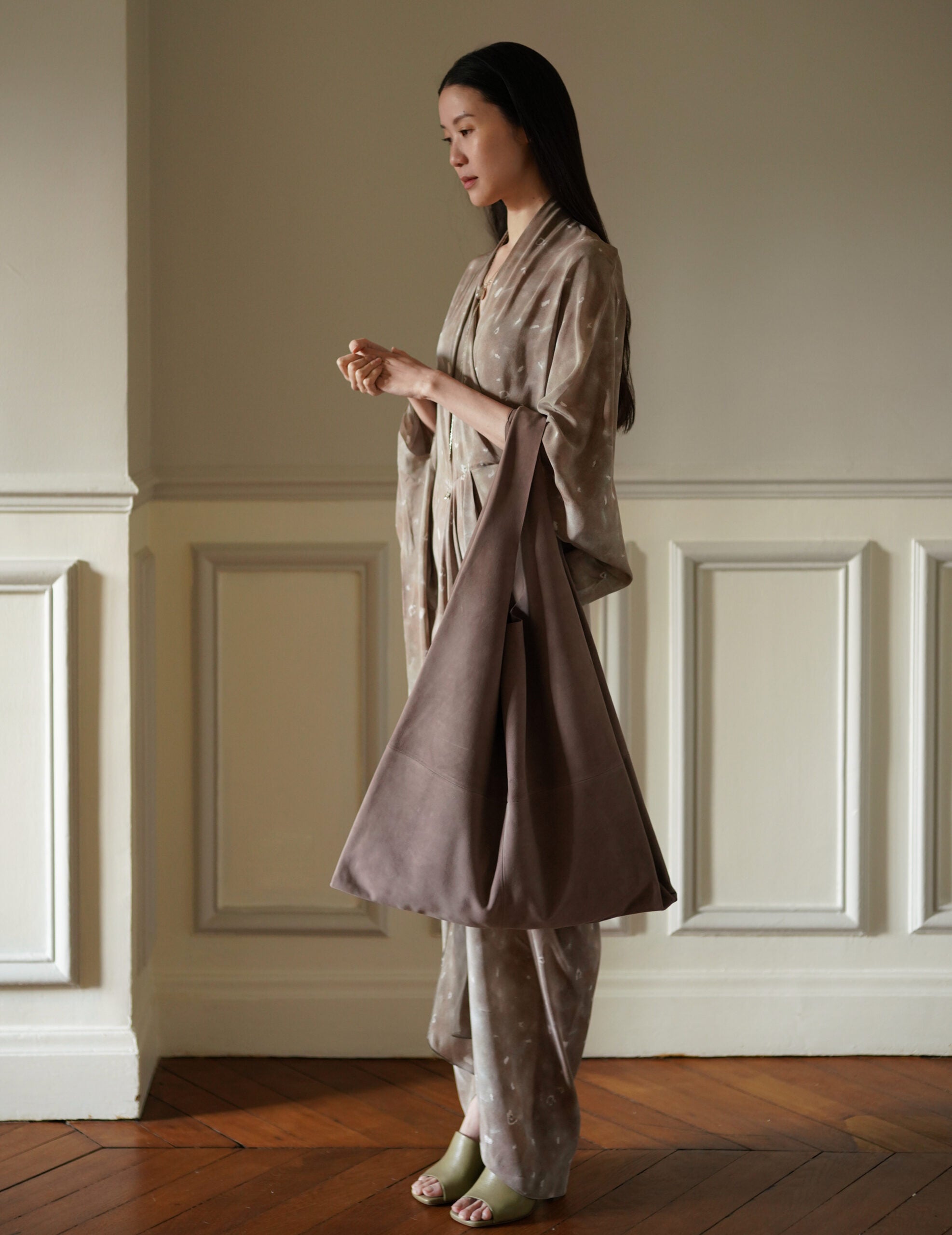 U Bag 麂皮手提包・藕紫色