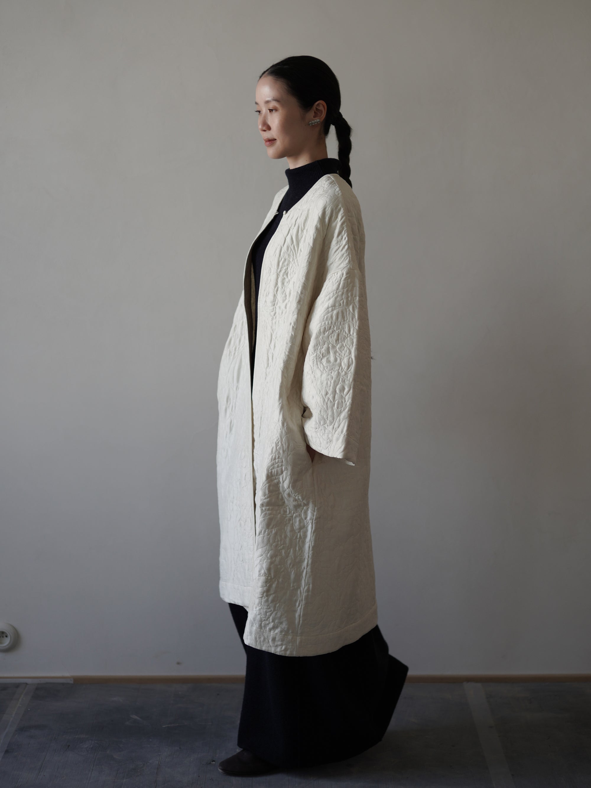 Perle 真絲花卉絎縫長外套・象牙白