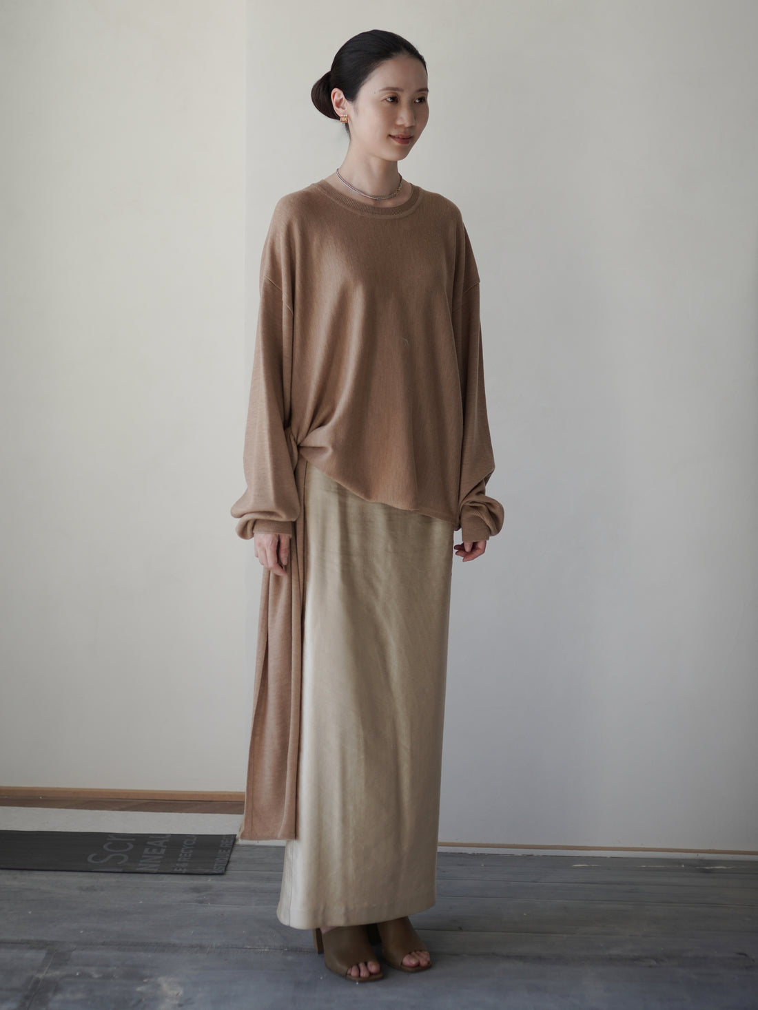 Anemo 側綁帶美麗諾羊毛針織衫・米色