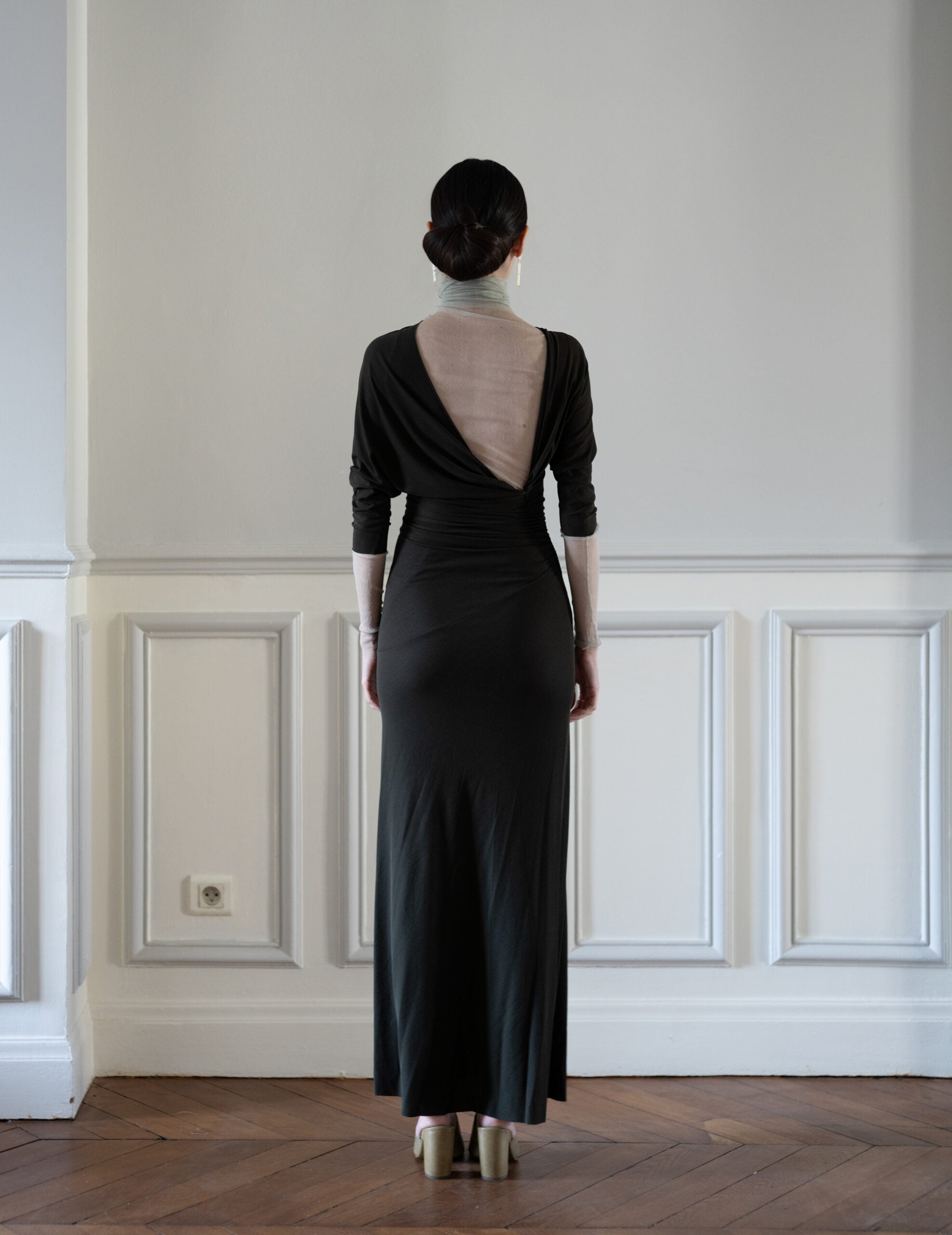 Cisne 真絲薄紗高領內搭・鉑金灰色