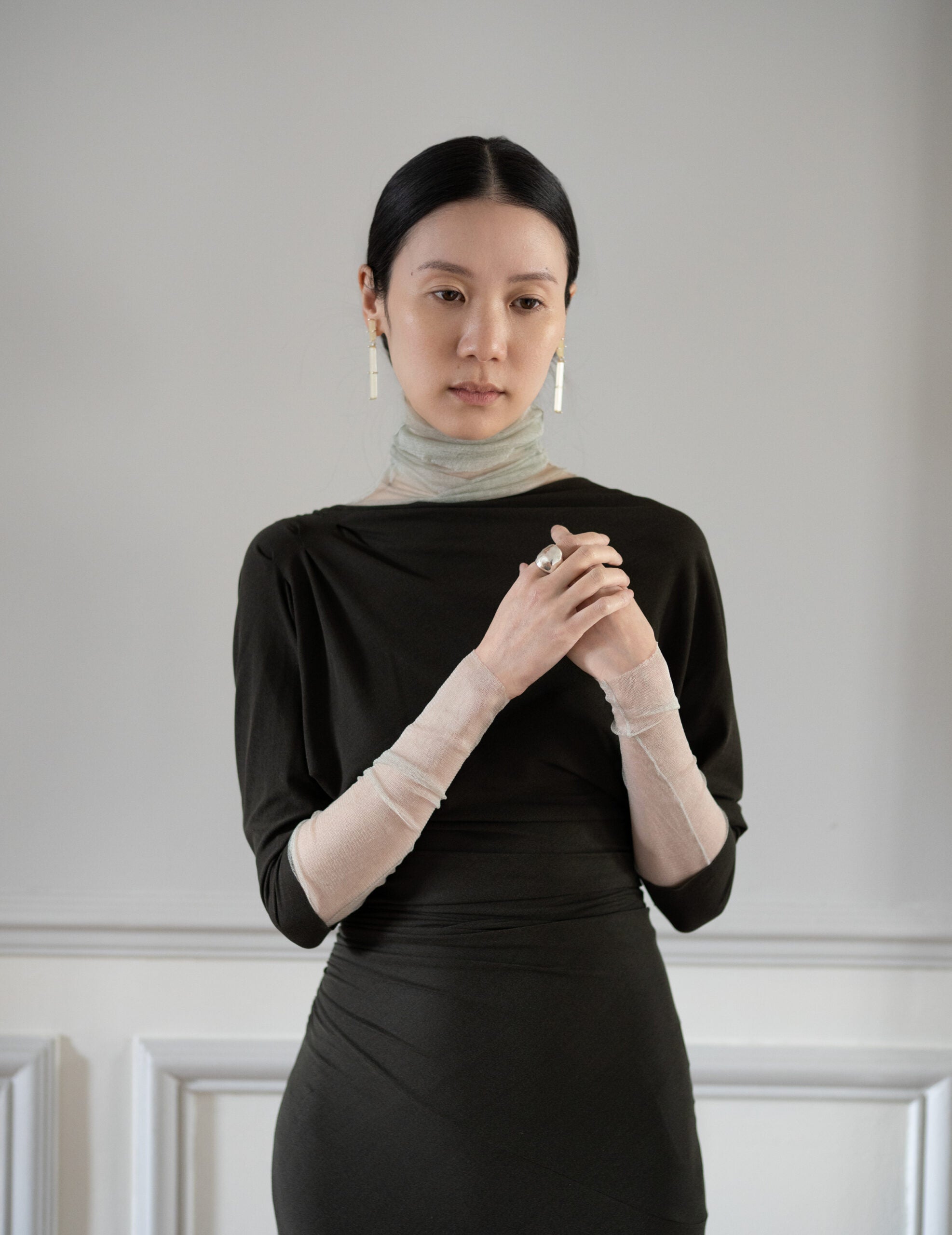 Cisne 真絲薄紗高領內搭・鉑金灰色