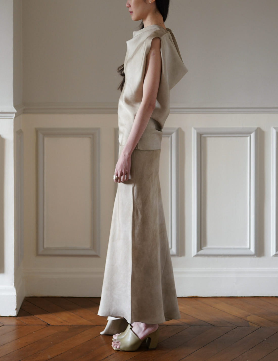Opalo Asymmetric Skirt・Fade Nacar