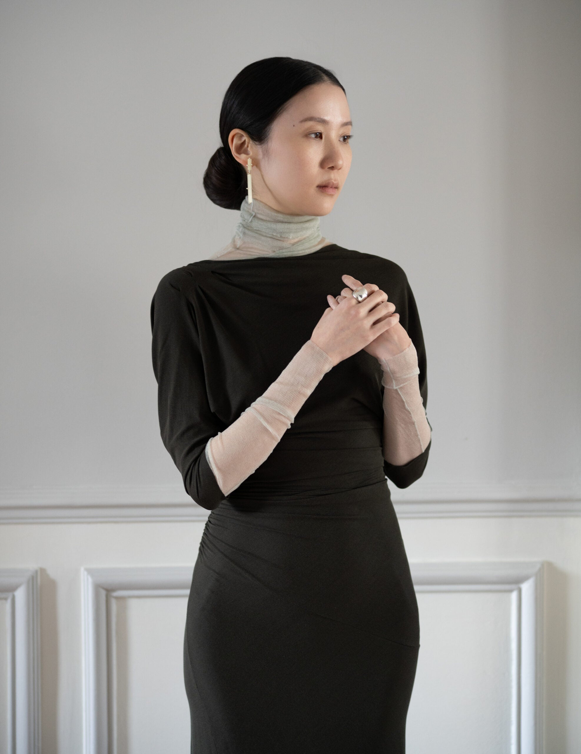 Cisne 真絲薄紗高領內搭・鉑金灰色