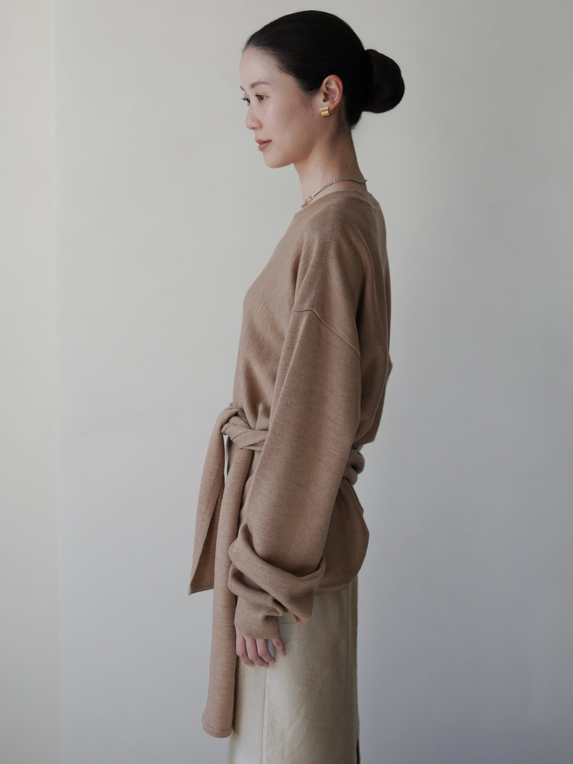 Anemo 側綁帶美麗諾羊毛針織衫・米色