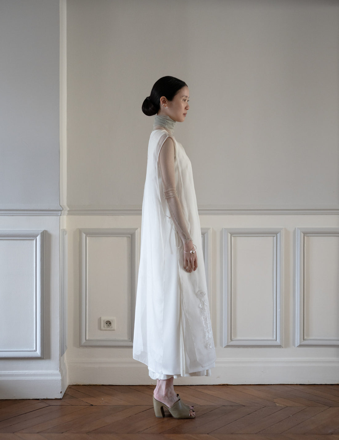 Cisne 真絲薄紗高領內搭・鉑金灰色