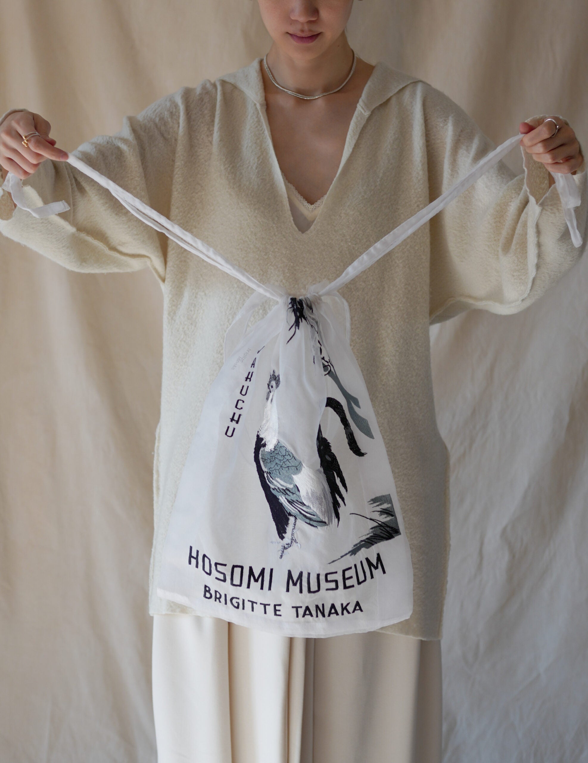 Hosomi Museum 刺繡歐根紗手袋・白