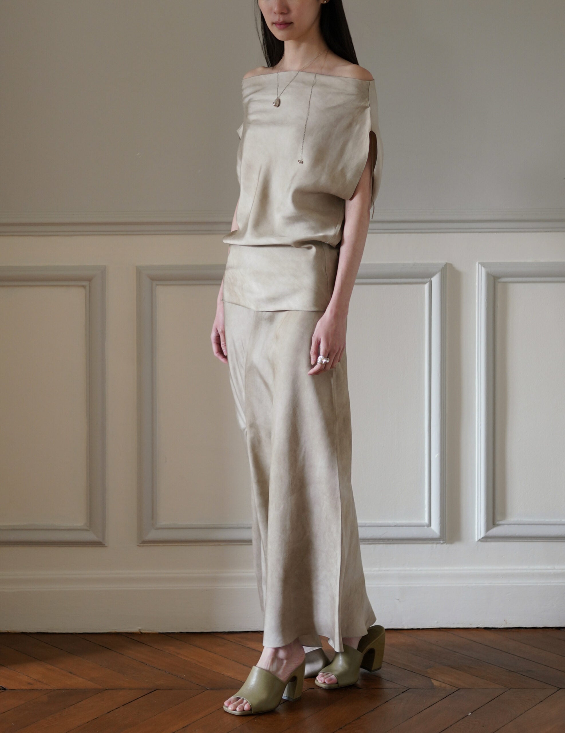 Opalo 不對稱半裙・珍珠色