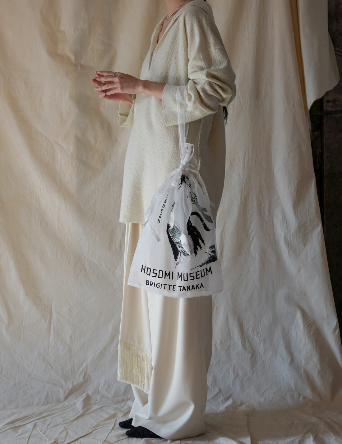 Hosomi Museum Embroidered Transparent Organza Bag・White