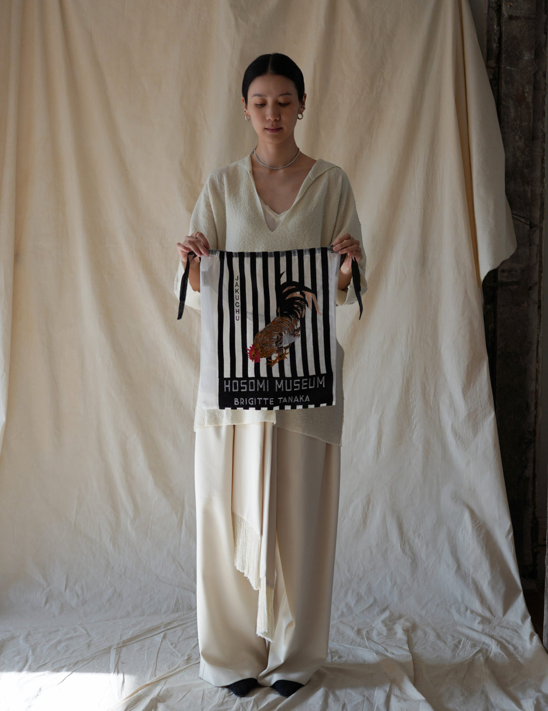 Hosomi Museum Embroidered Transparent Organza Bag・Black & White