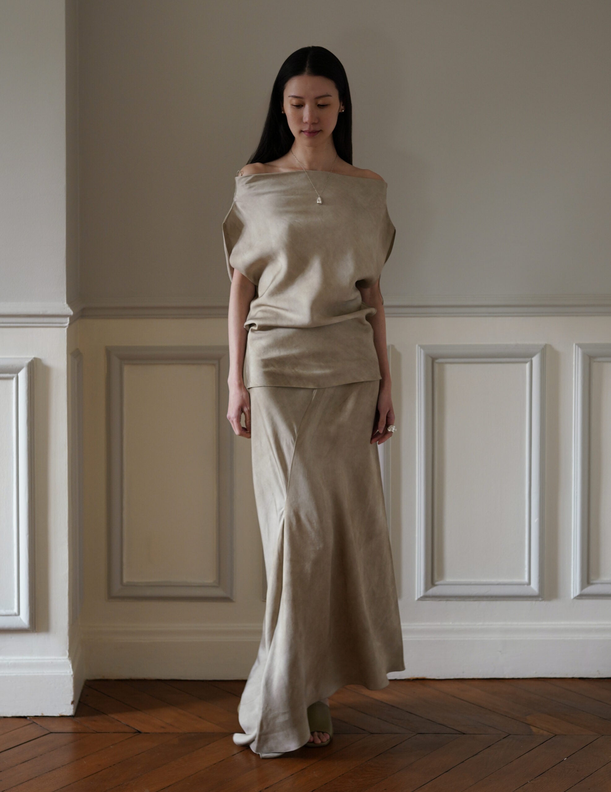 Opalo 不對稱半裙・珍珠色