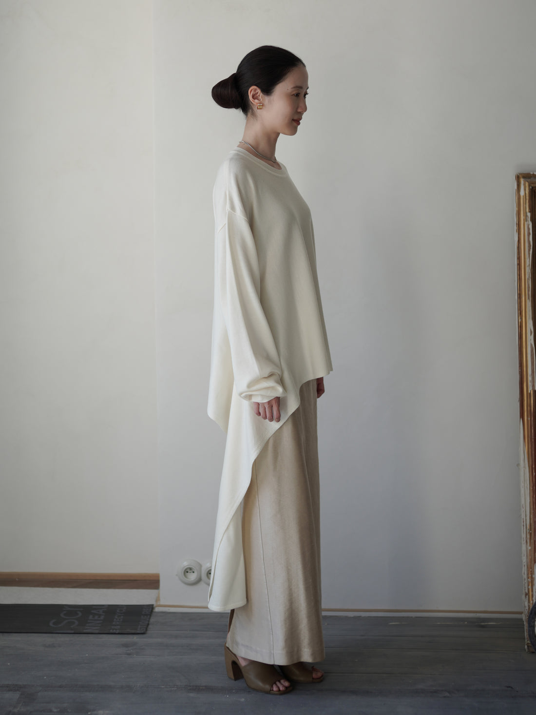 Anemo 側綁帶美麗諾羊毛針織衫・象牙白