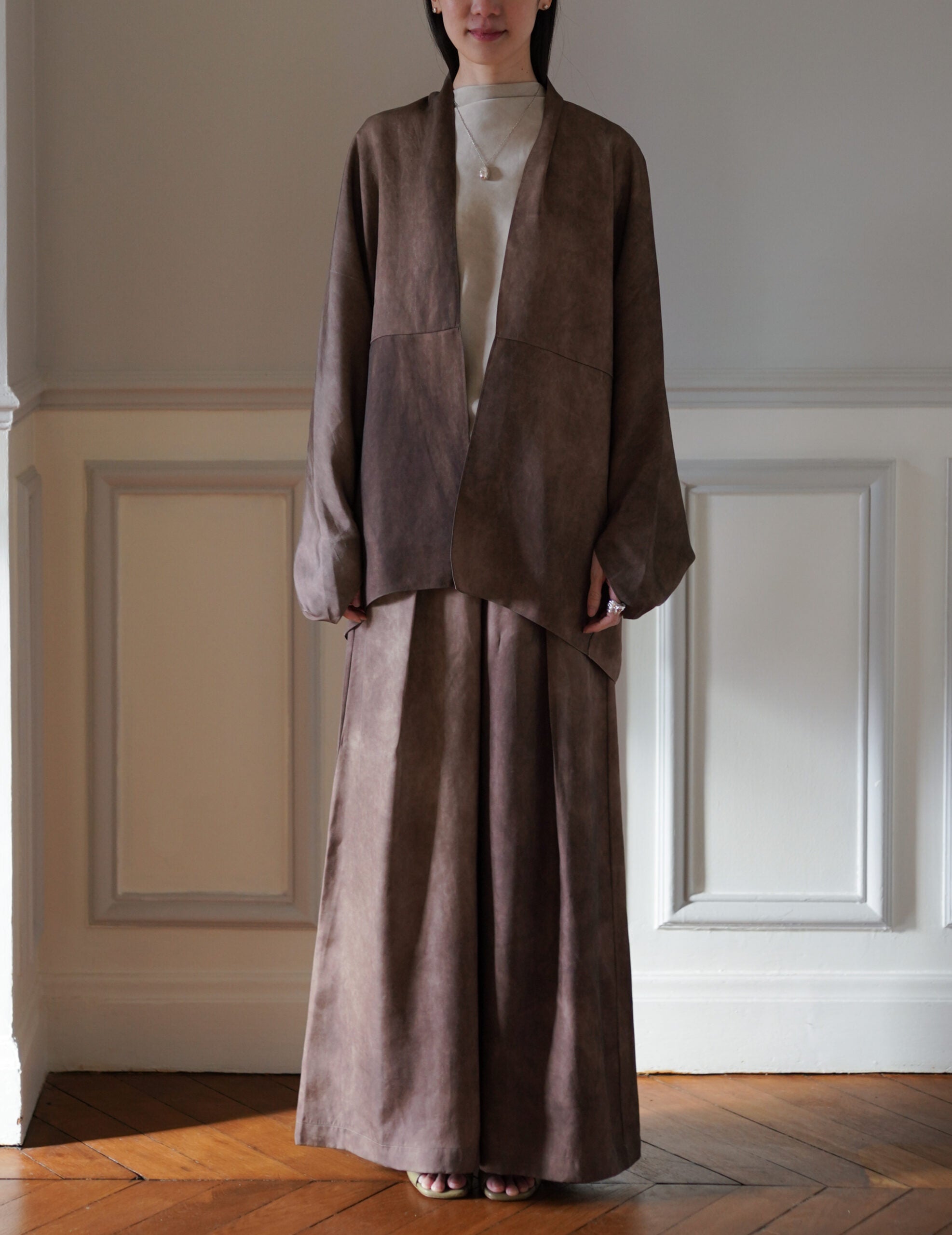 Opalo 缎面繭型外套・可可色