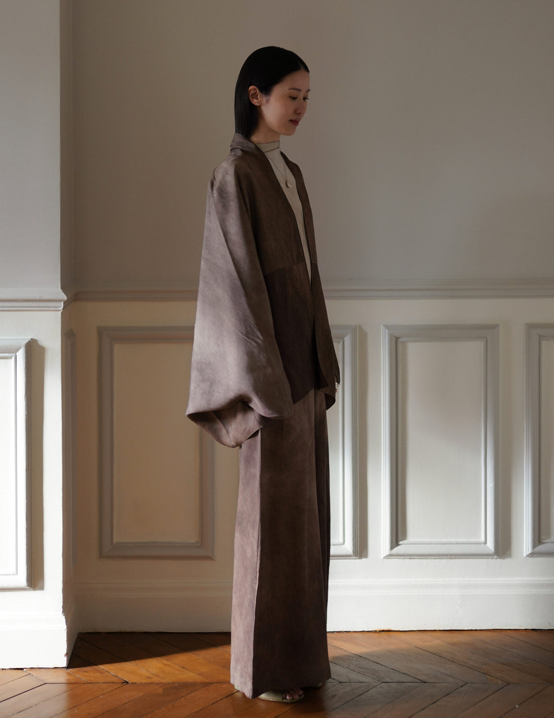Opalo 缎面繭型外套・可可色