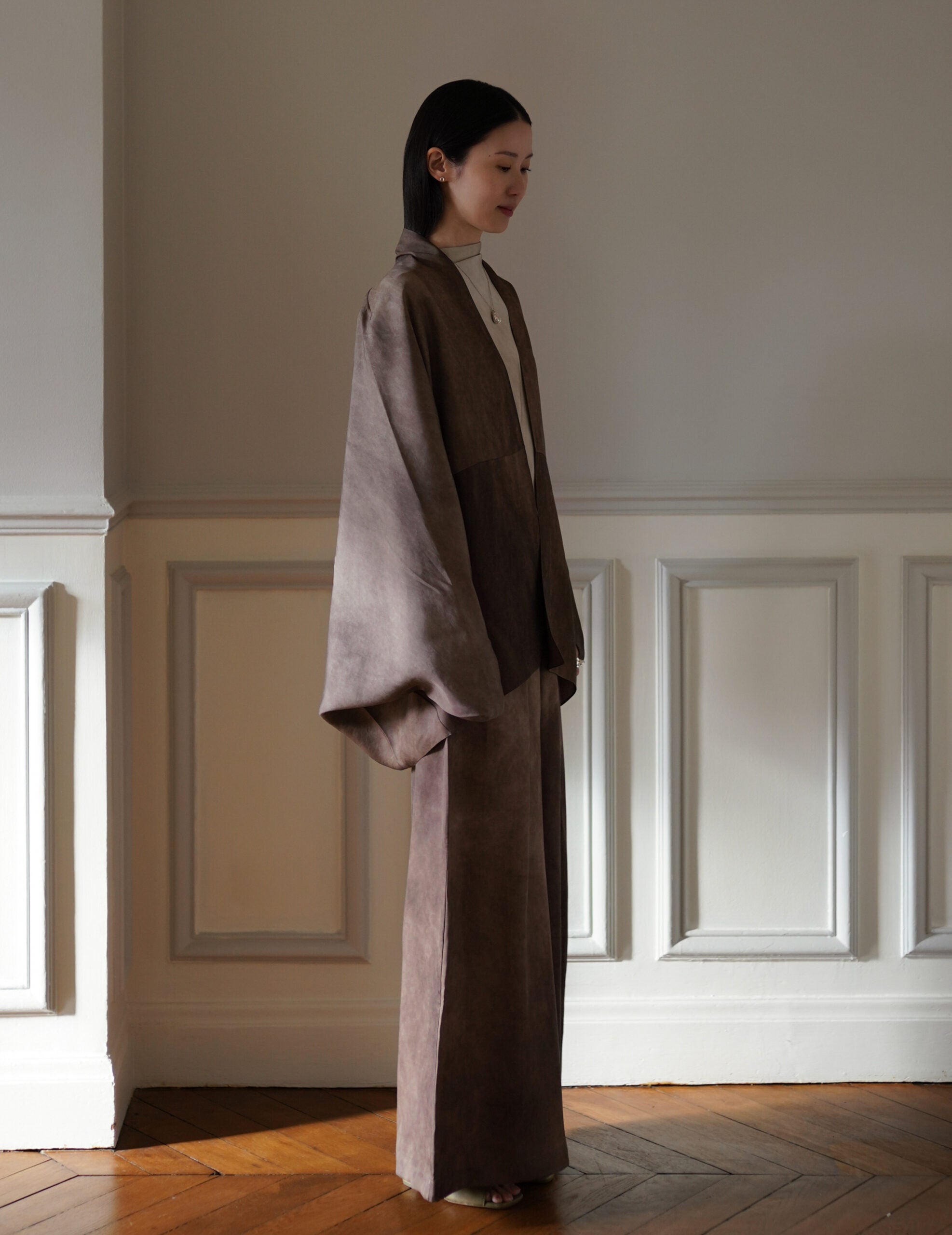 Opalo 缎面繭型外套・可可色