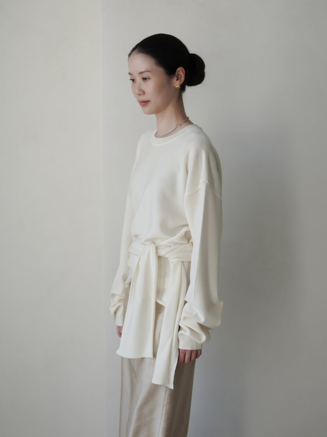 Anemo 側綁帶美麗諾羊毛針織衫・象牙白