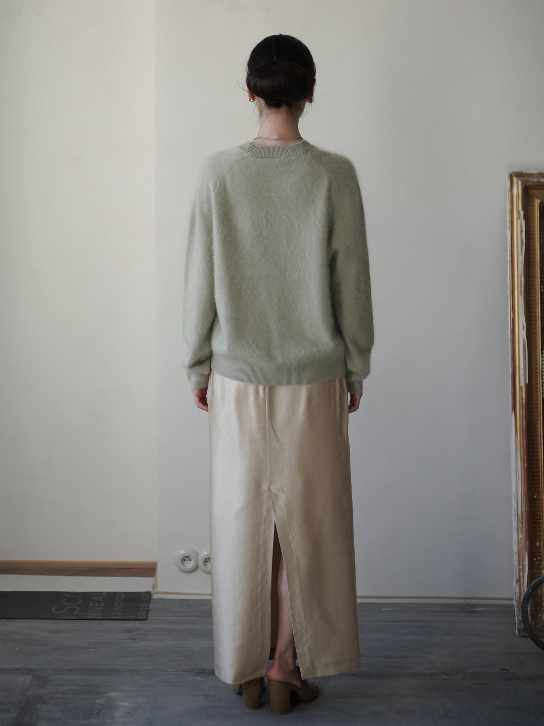 Brushed Cashmere Blend Knit Sweater・Sage Green