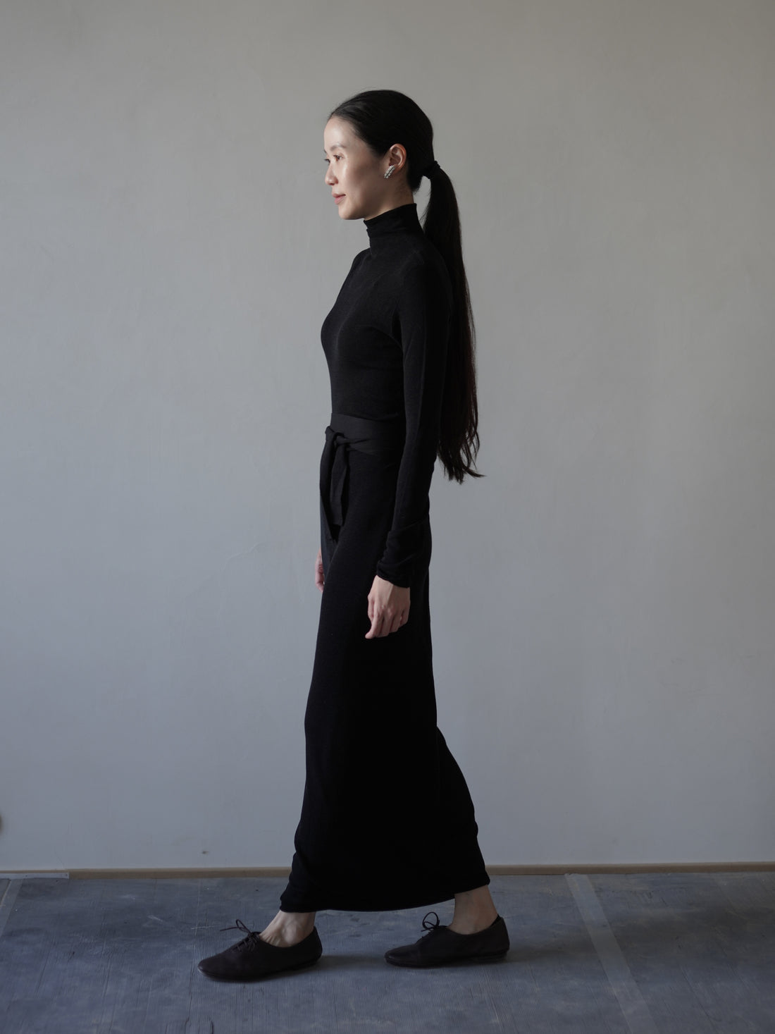 TIVA 高領針織洋裝・黑色