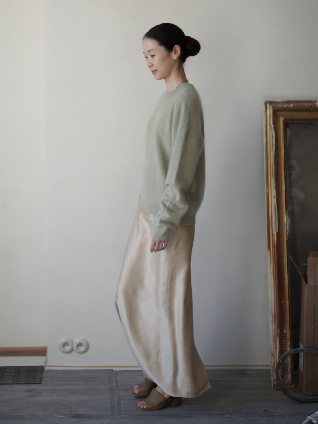 Brushed Cashmere Blend Knit Sweater・Sage Green