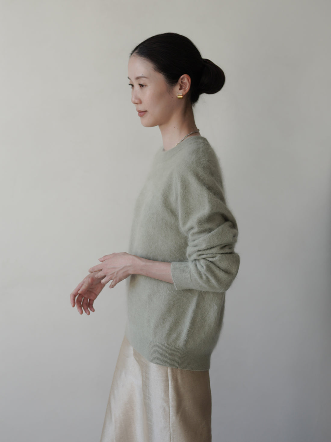 Brushed Cashmere Blend Knit Sweater・Sage Green