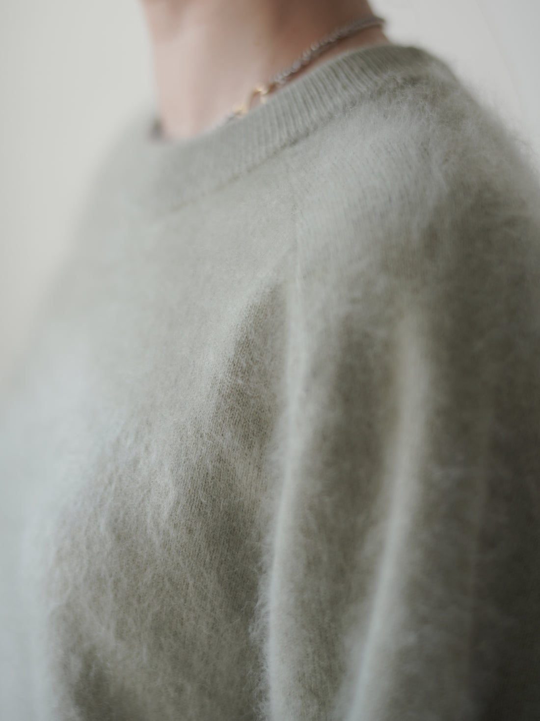 Brushed Cashmere Blend Knit Sweater・Sage Green