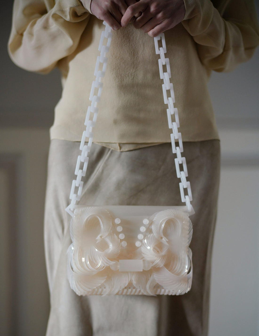 浮雕透明鍊帶迷你包・白色