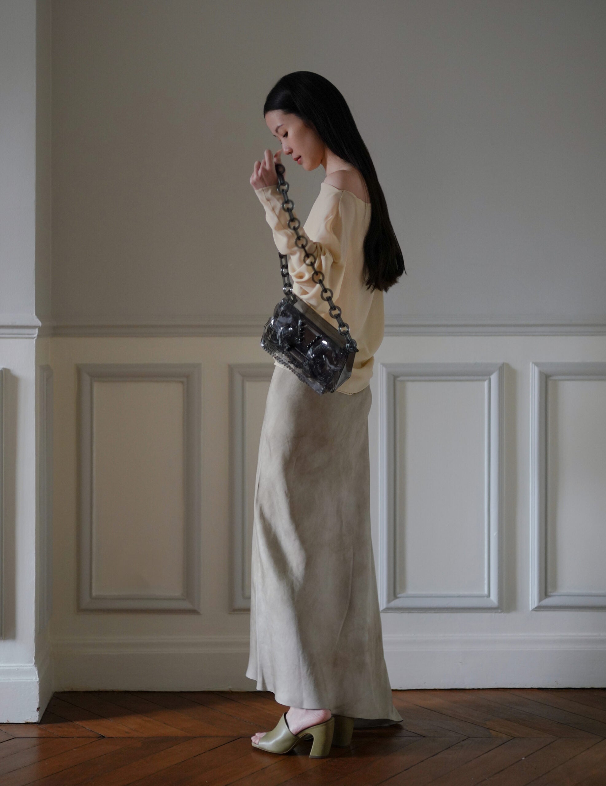 Transparent Sculptural Mini Chain Bag・Black