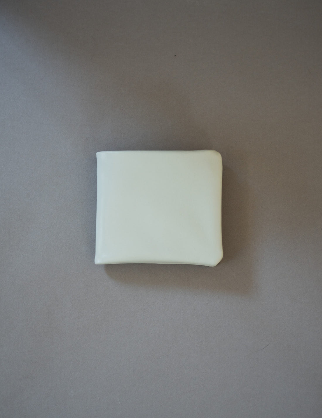 Light Leather Bifold Wallet・Grey