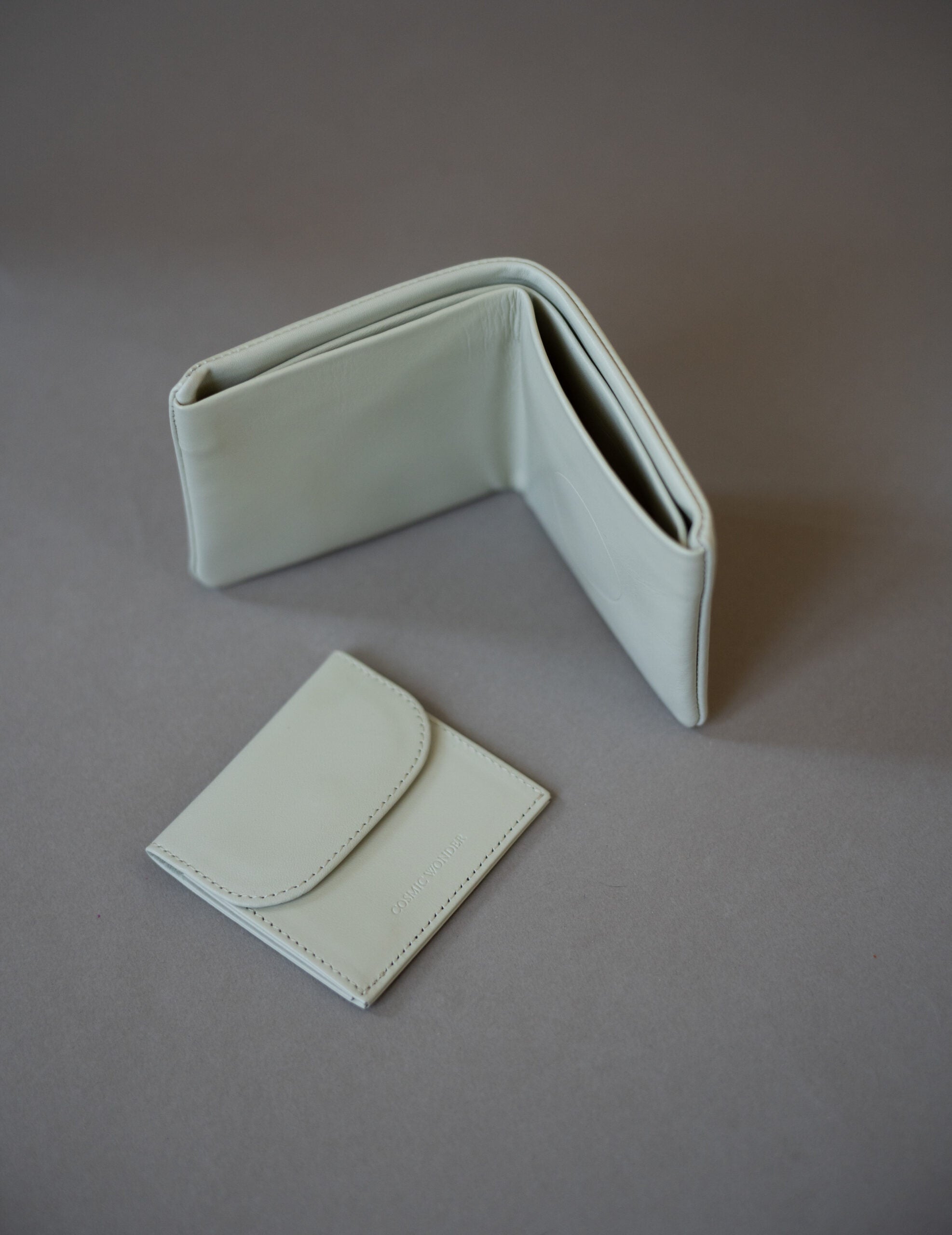 Light Leather Bifold Wallet・Grey