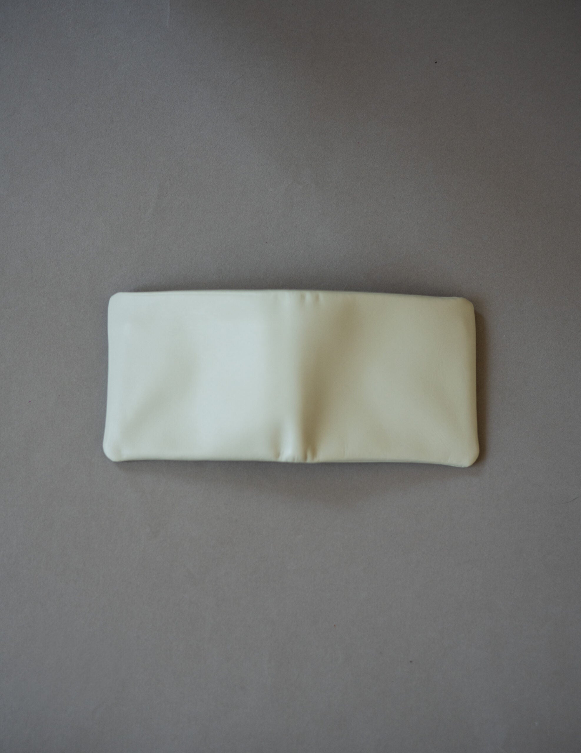 Light Leather Bifold Wallet・Grey