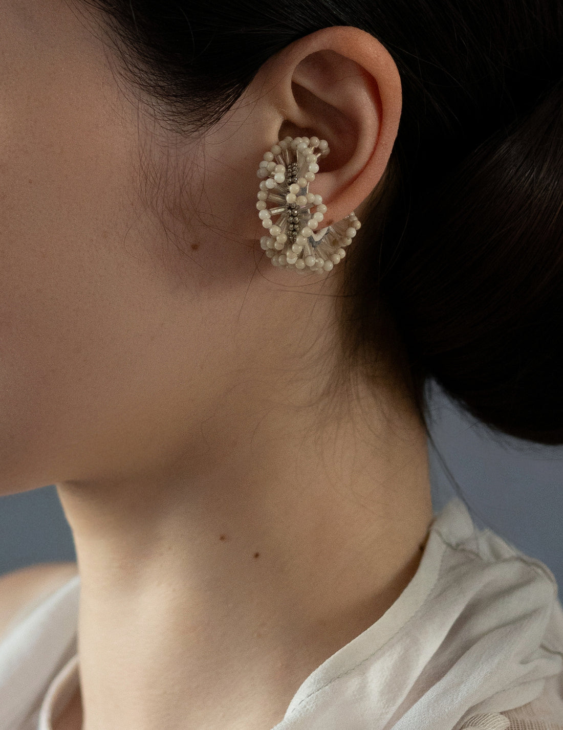 Chase 耳骨夾・白色