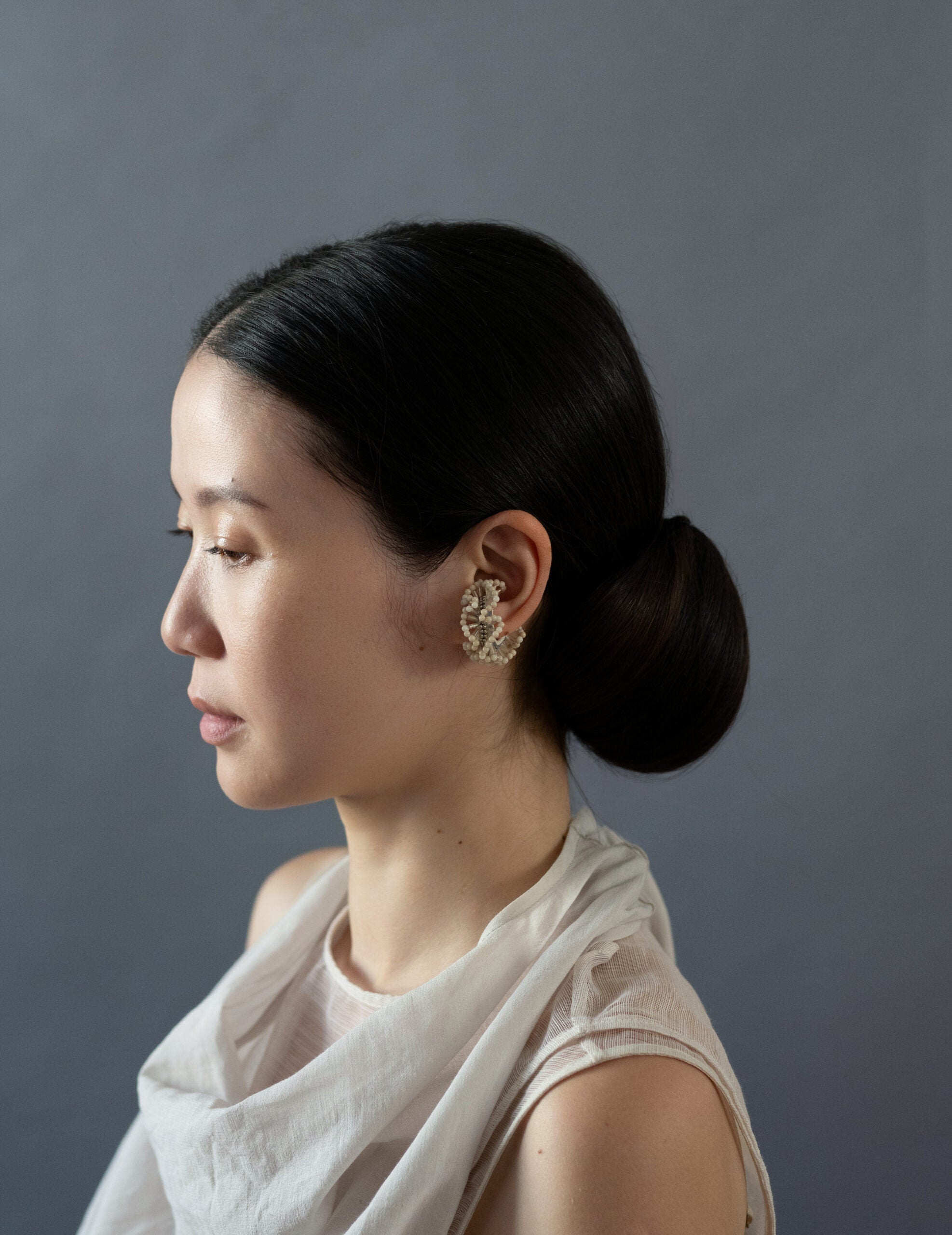 Chase 耳骨夾・白色