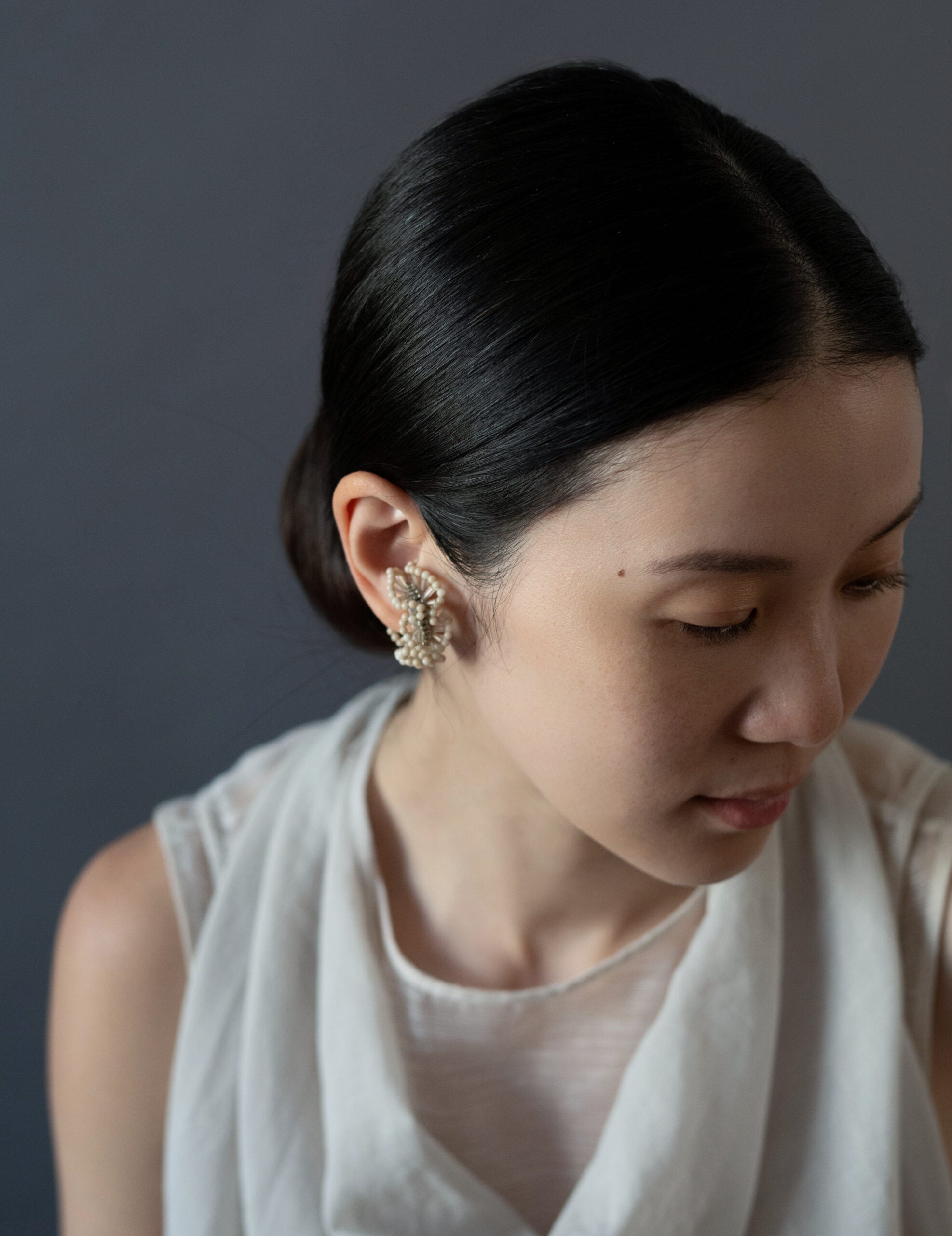 Chase 耳骨夾・白色