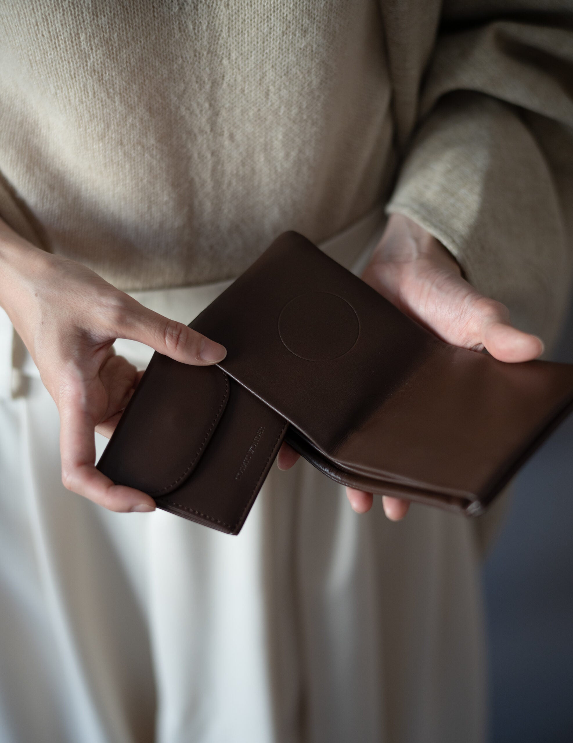 Light Leather Bifold Wallet・Brown